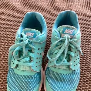 Nike kid’s shoes 3Y